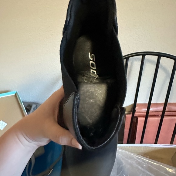 Black slip on leather combat boots - Picture 10 of 16